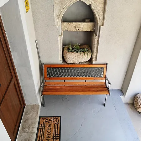 Apartment Ivana *
